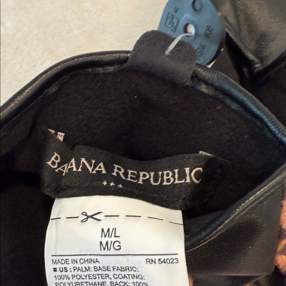 Banana Republic Leopard Print Gloves Tan & Black faux leather palm fleece lined - Picture 7 of 9